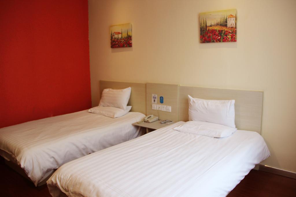 Hanting Hotel Changchun Qimao City Номер фото